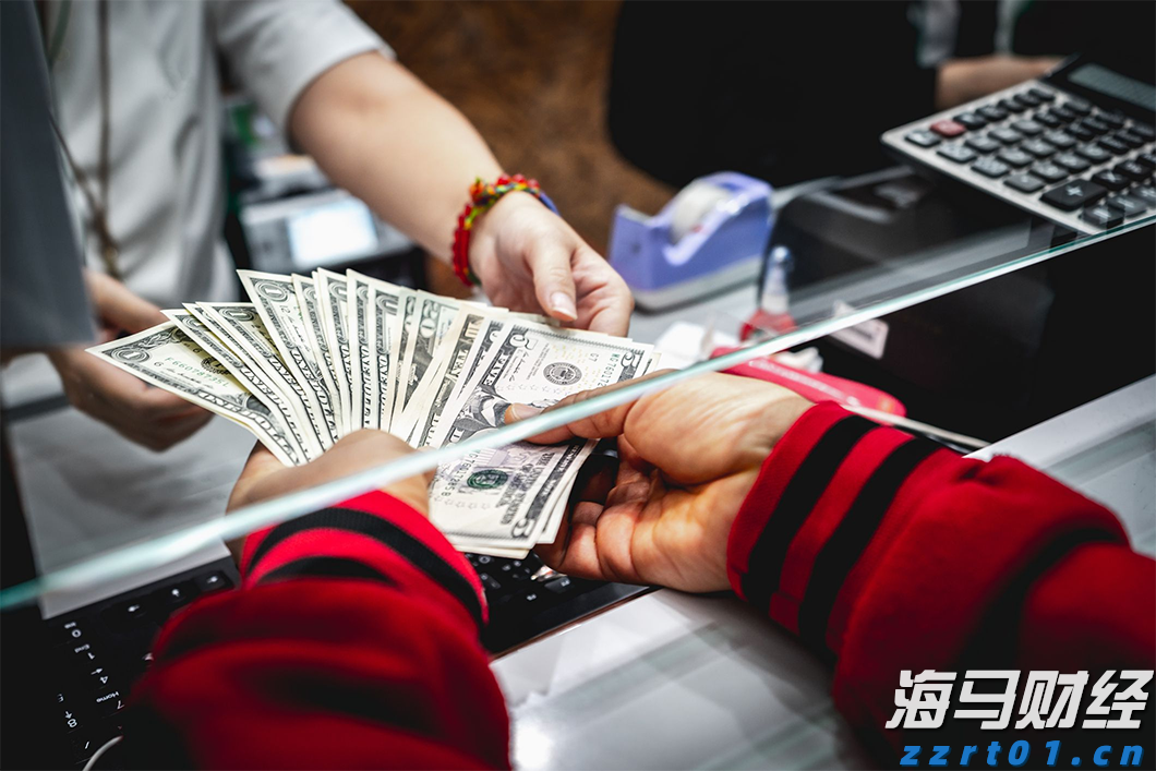 福建向北京大学和国家图书馆赠送《八闽文库》新书