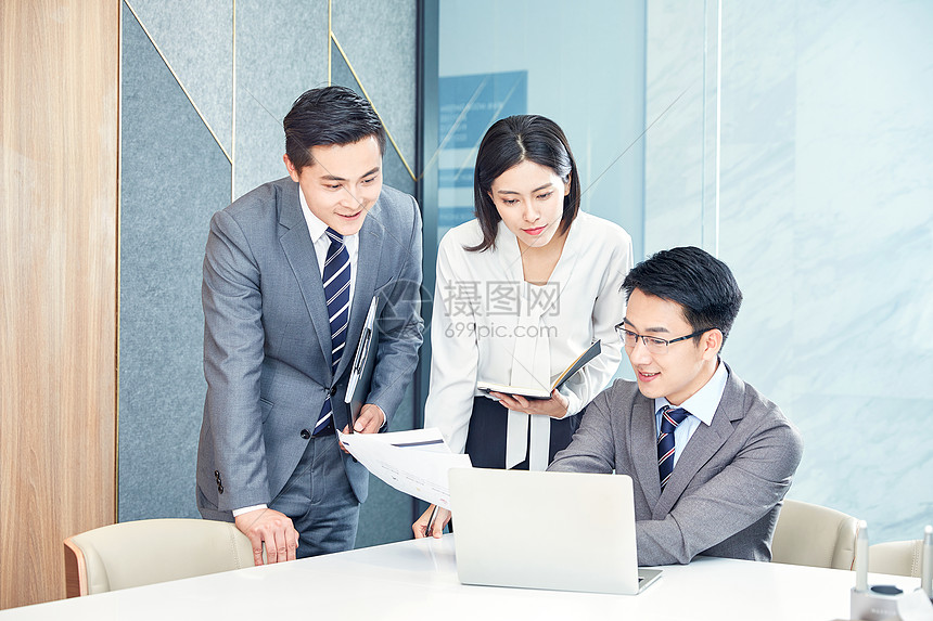 平安人寿安徽分公司理赔服务案例：从退保边缘到超预期赔付，平安主动为客户寻找理赔理由