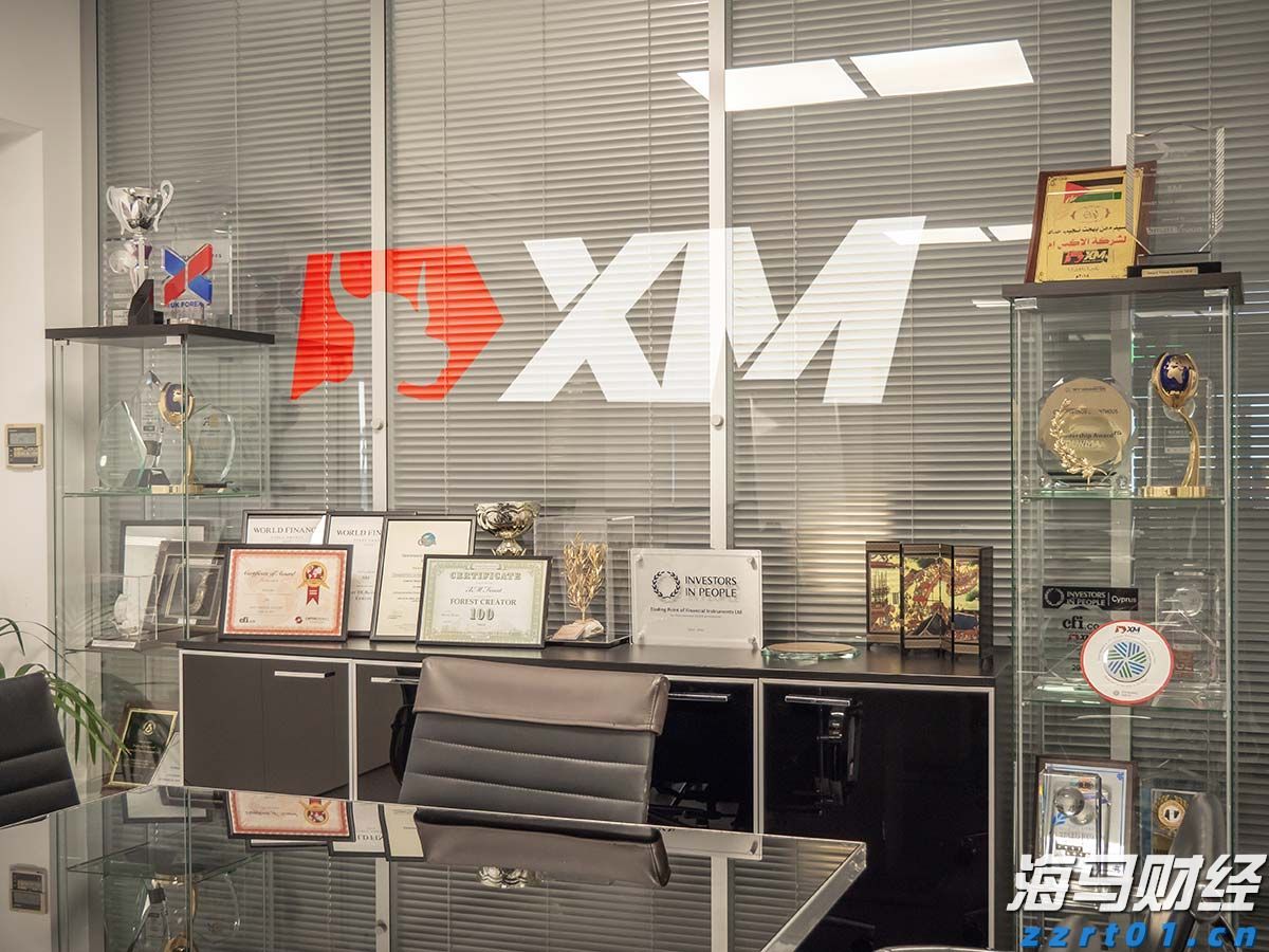 江苏省市场监管局督查组督查南京落实食品安全“两个责任”工作