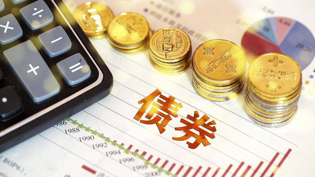 企业囤币潮助推加密货币市场，比特币与以太币接近历史高点